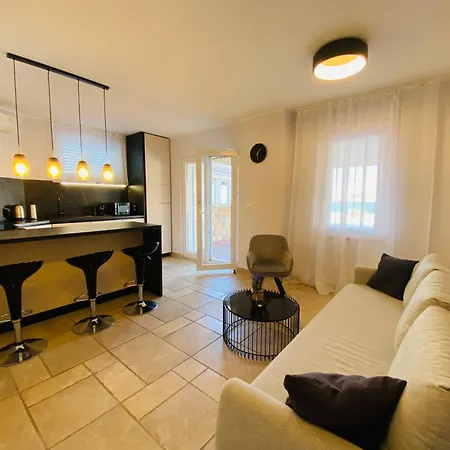 Pool Antonia Appartamento