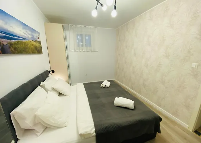 Pool Antonia * Pag Town